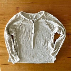American Eagle Long Sleeve Shirt/Top